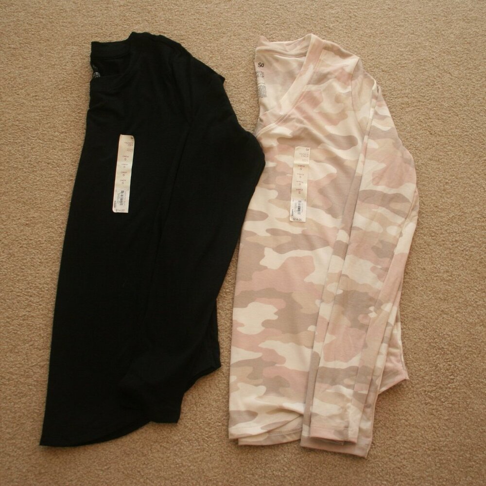 🖤 2-Pack So Brand Long Sleeve Shirts – Size Small – NWT 🖤
